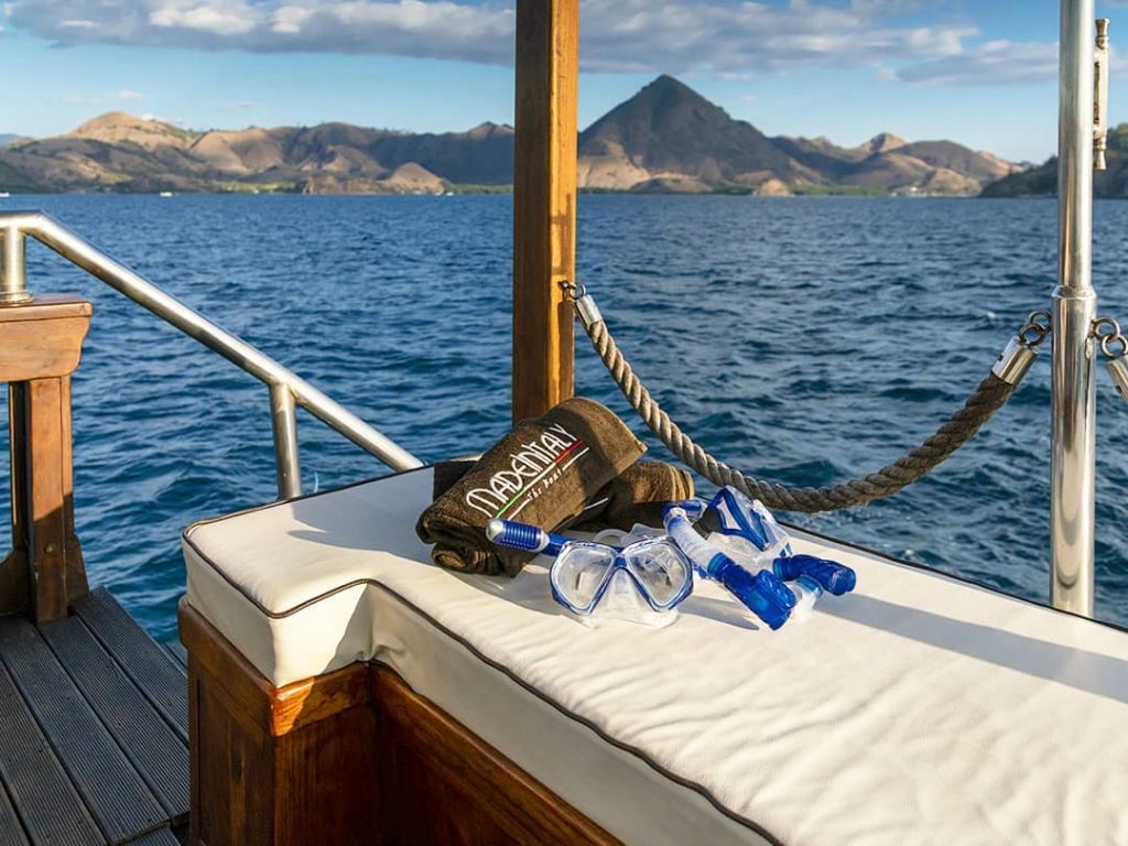 Komodo Liveaboard Budget and What to Prepare