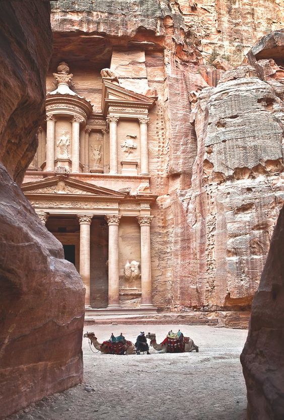Must Visit Places in Jordan!
