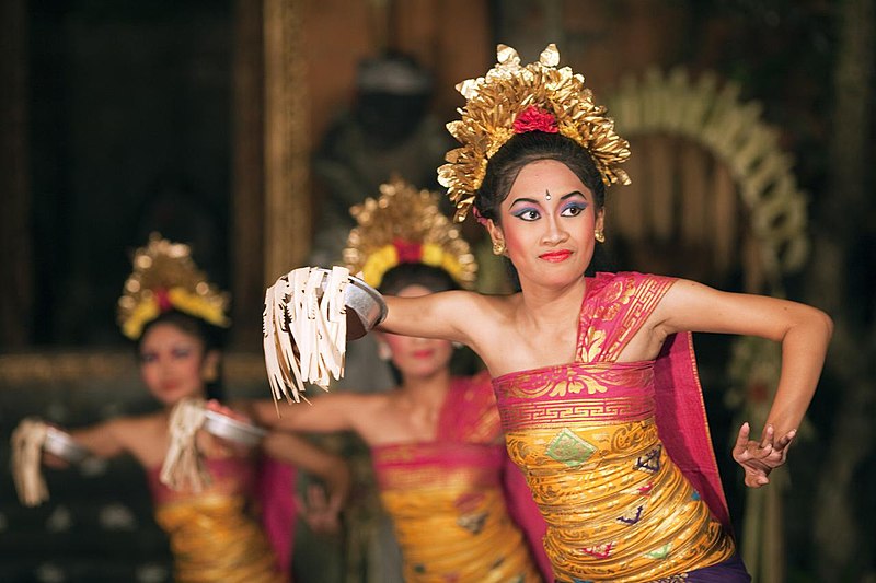 Indonesian traditional dancers wear jewelry.