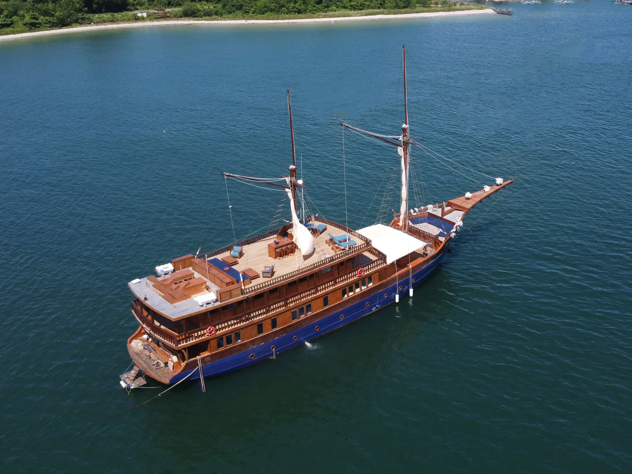 Jeeva Samudra Private Yacht